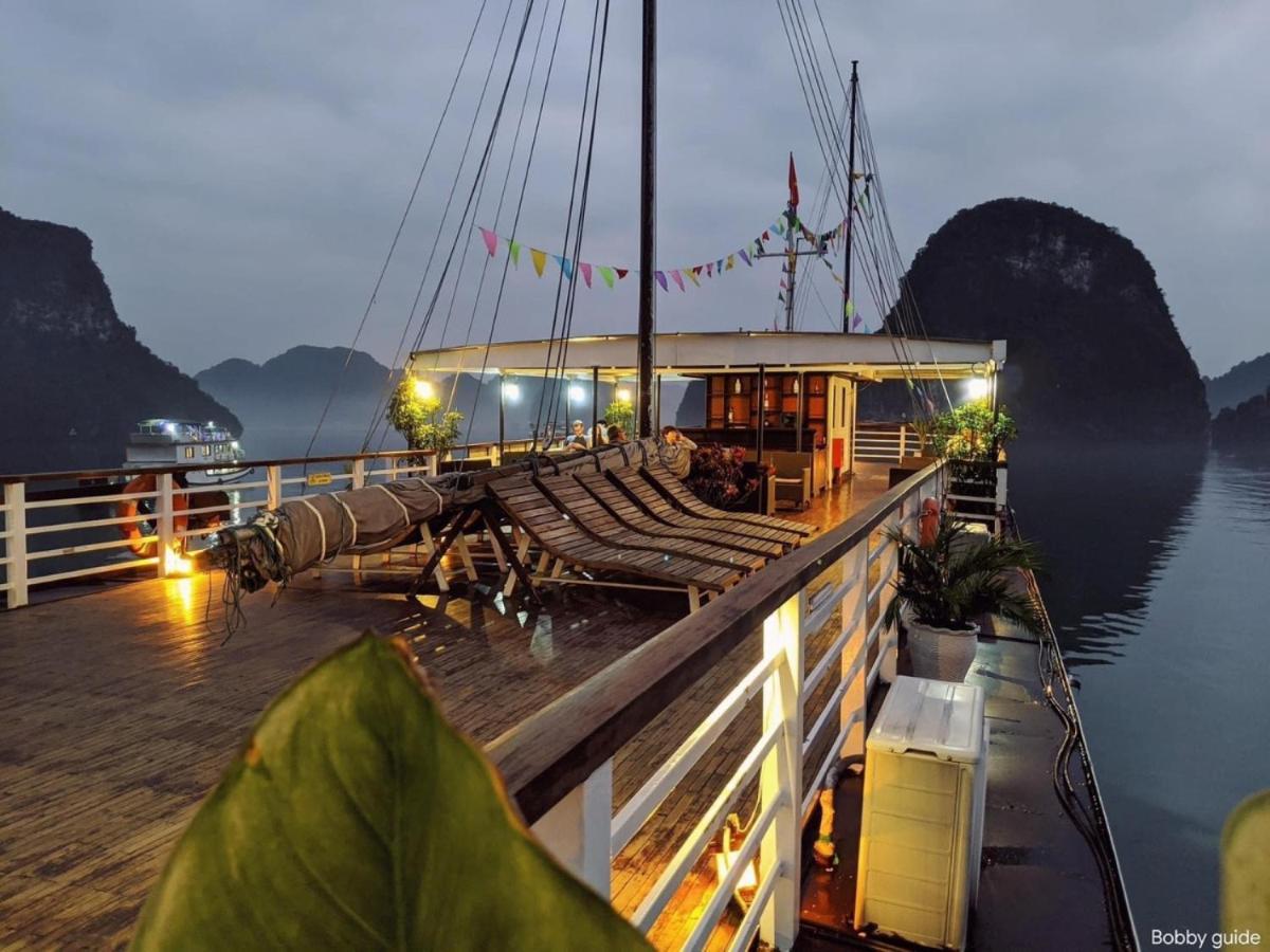 Le Journey Halong Bay Cruises Hotel Ha Long Exterior photo