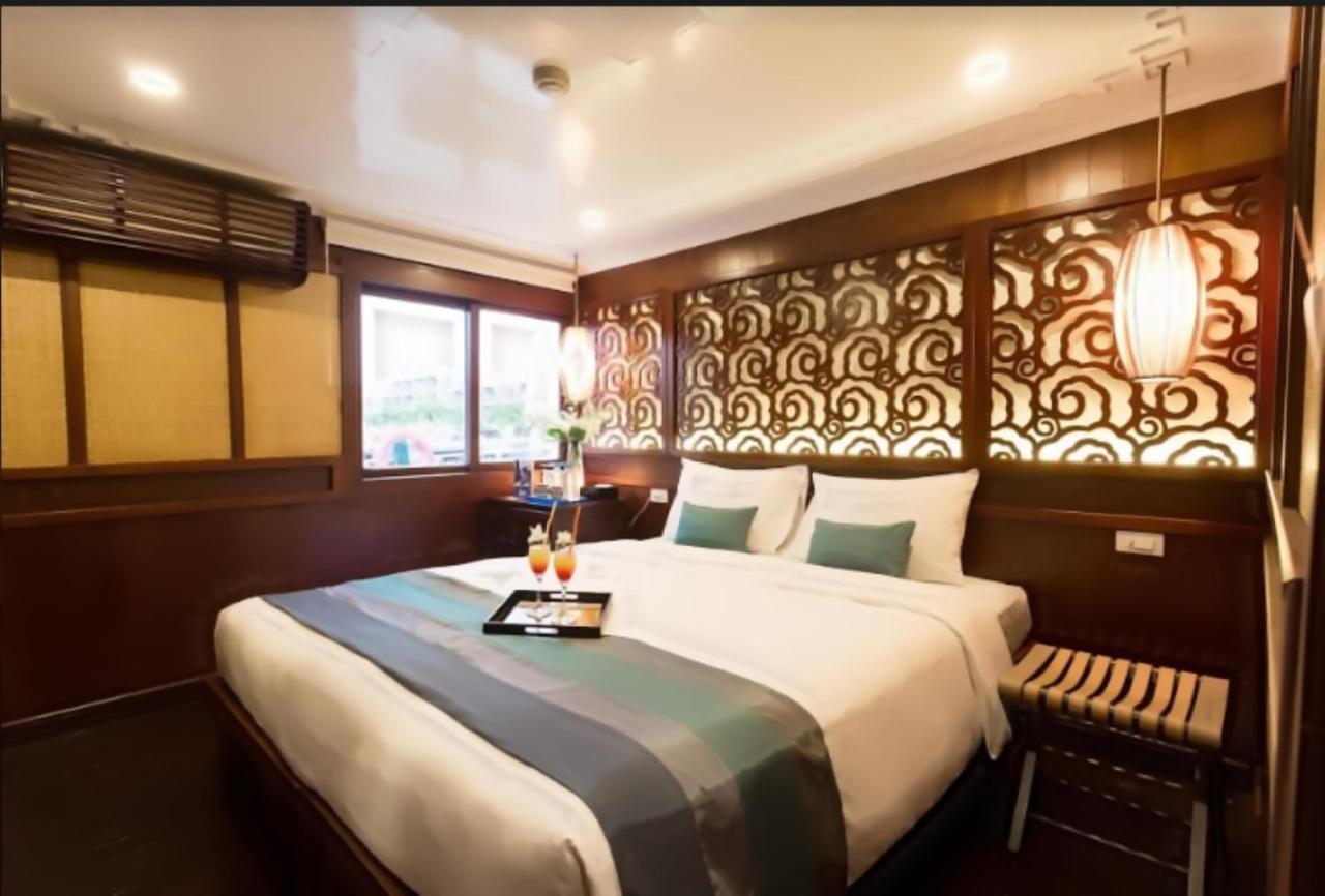 Le Journey Halong Bay Cruises Hotel Ha Long Exterior photo